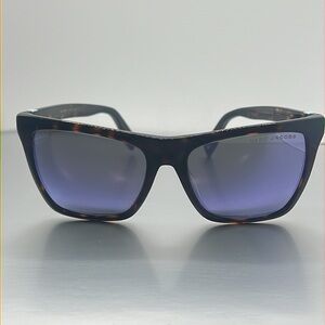 Marc Jacobs Tortoise Woman’s Cateye Sunglasses No Case